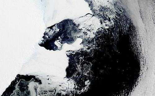 В Восточной Антарктиде откололся шельфовый ледник размером с Нью-Йорк