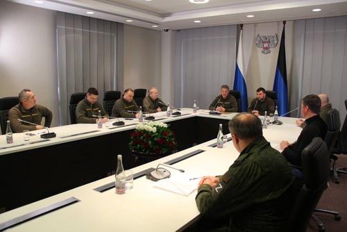 Глава ДНР Пушилин: в Мариуполе идет зачистка центральных районов, националисты на заводе 