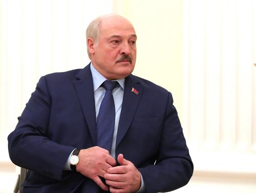 Лукашенко рассказал о предстоящем телефонном разговоре с Путиным