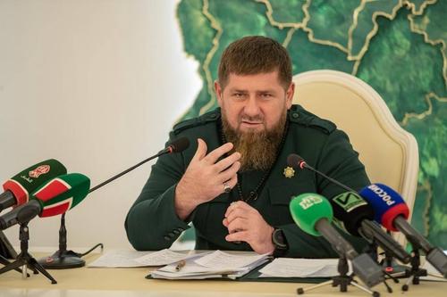 Кадыров: в Мариуполе в российский плен сдались 267 морпехов Вооруженных сил Украины