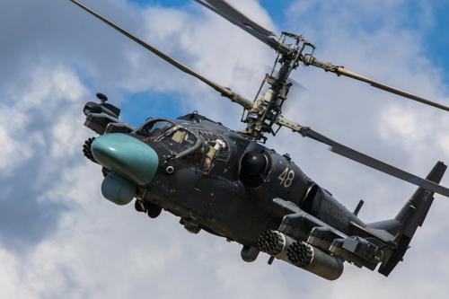 Впервые в мире пилоты военного вертолёта героически катапультировались