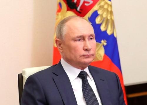 Путин сообщил, что Лукашенко передал ему документы, разоблачающие фейк в Буче
