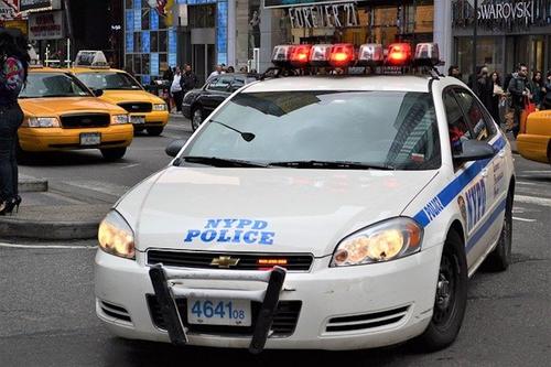 Тринадцать человек пострадали в результате стрельбы на станции метро в Нью-Йорке