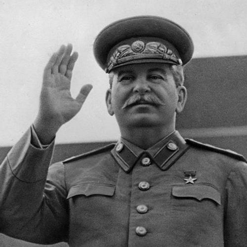 Политолог Радзиховский объяснил приход Сталина к верховной власти