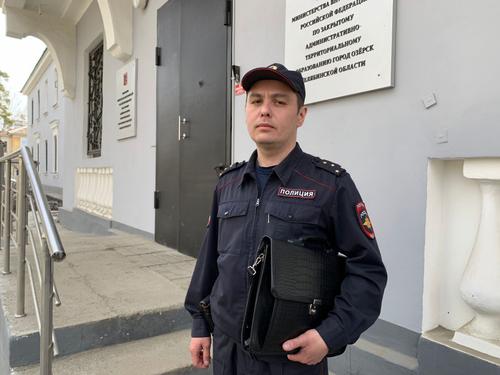 В Челябинской области полицейский спас бабушку от телефонных мошенников