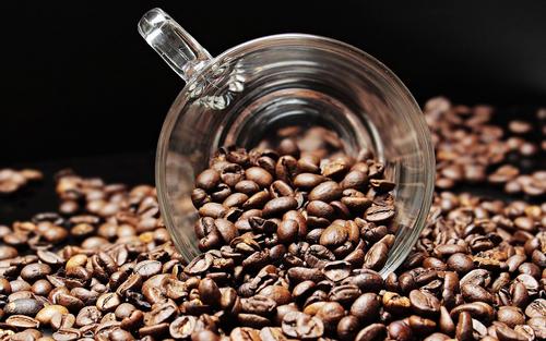 Директор Ассоциации «Росчайкофе» Чантурия: дефицита кофе из-за санкций в России не будет, но цены на него вырастут