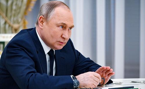 Путин: начало спецоперации на Украине предотвратило реальную опасность, которая нависала над Россией