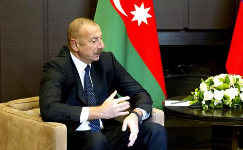 Ильхам Алиев заявил, что Азербайджан поддерживает территориальную целостность Украины