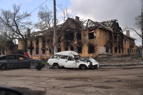 Очевидец: украинские боевики расстреляли около поселка Старый Салтов группу беженцев, направлявшихся из Волчанска в Харьков