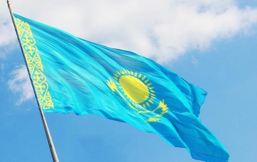 Назарбаева вычеркнули из казахской конституции