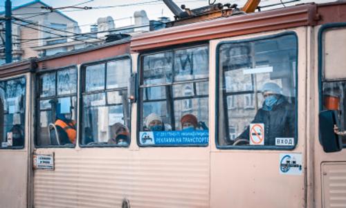 В Челябинске наказали водителя трамвая, который высадил 10-летнего ребенка