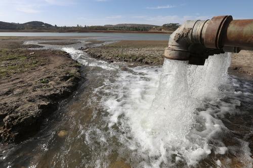 Новые власти Херсонской области обещают поставлять воду крымчанам бесплатно 