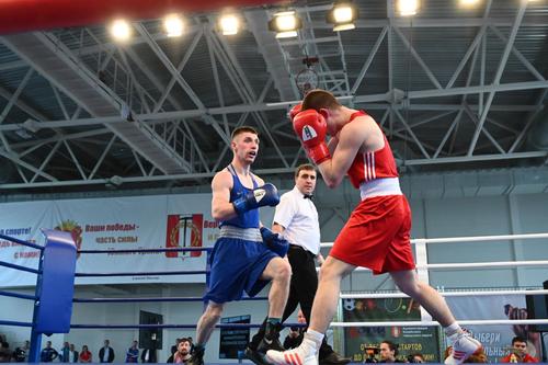 В Челябинской области стартовали всероссийские соревнования по боксу