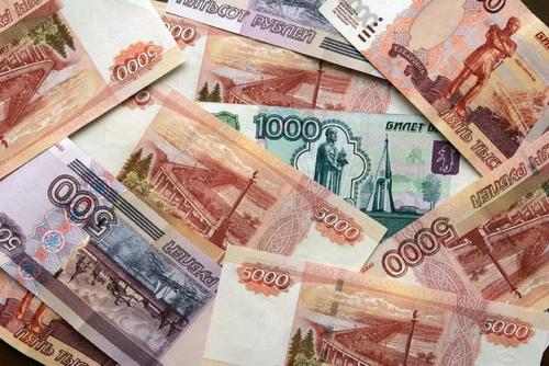Политолог Георгий Бовт: «Деньги у нас есть, и их полно»