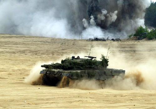 DPA: Германия должна в этом году начать поставку Чехии танков Leopard 2 для военной помощи Украине