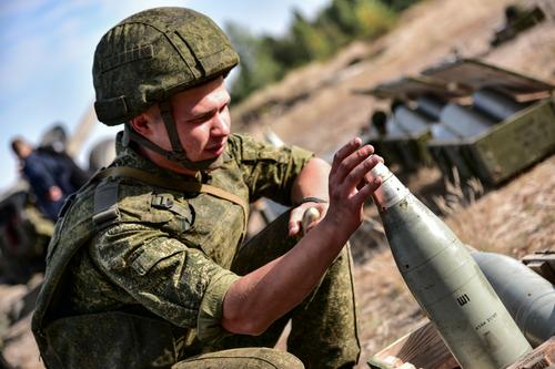 Представитель Запорожской ВГА Рогов: военные базы Украины в области нужно передать России