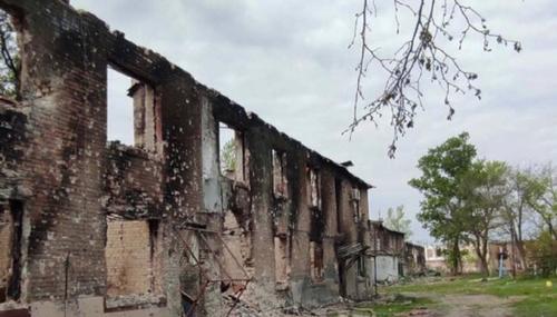 Спикер НМ ЛНР Марочко: боевики ВСУ разрушили свыше 60% жилого фонда Северодонецка