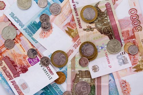 В России разница доходов обеспеченных и небогатых людей достигла 8,6 раза