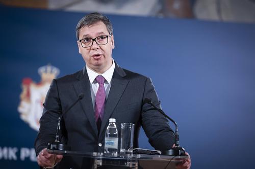 Александр Вучич заявил, что Сербия не станет направлять оружие на Украину