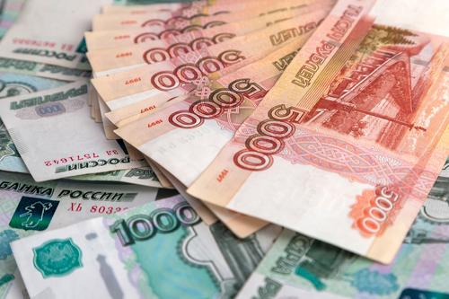 Мошенник обманул 65-летнюю жительницу Ленинградской области на 105 тысяч рублей
