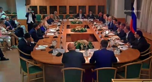 Член Комитета Госдумы по экологии Грешневиков  поднял вопрос о профессионализме команды Минприроды и лично министра