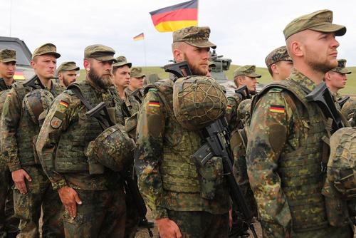 Польша опасается, что увеличение вооружённых сил Германии направлено против неё 