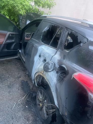 Супруге офицера, помогающей участникам спецоперации, сожгли автомобиль в Нижнем Новгороде