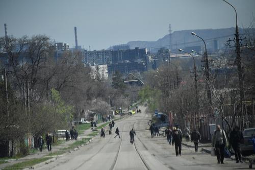 ТАСС: на территории «Азовстали» в Мариуполе регулярно находят по одному-два бойца «Азова», которые не сдались в плен 20 мая