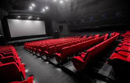 Как закрытие кинотеатров может повлиять на экономику