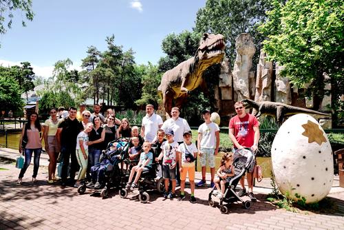 На Кубани для детей с ограниченными возможностями провели экскурсию в зоопарке