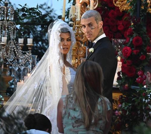 Итальянская свадьба Кортни Кардашьян и Трэвиса Баркера