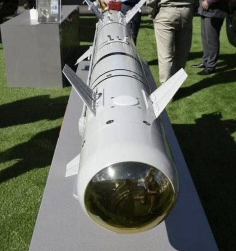 ВС России применяют в спецоперации на Украине новые высокоточные авиационные ракеты «изделие 305»