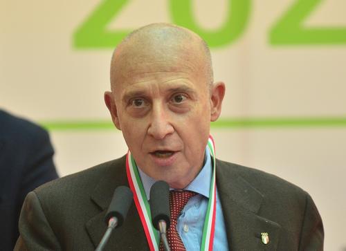 Посол Италии в РФ Стараче прибыл в МИД в сопровождении сотрудников дипмиссии