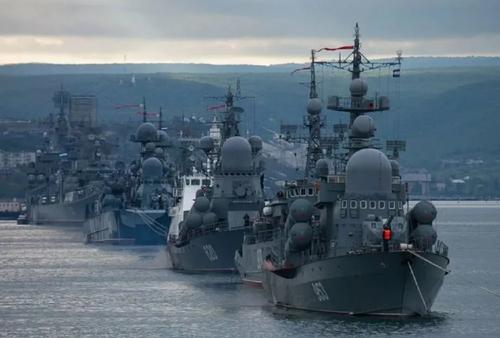 ТК «Иди и смотри»: Черноморский флот ВМФ РФ отправил все свои боевые корабли в сторону Одессы