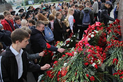 Председатель Госдумы Вячеслав Володин предположил, что подвиги своих героев россияне не забудут никогда