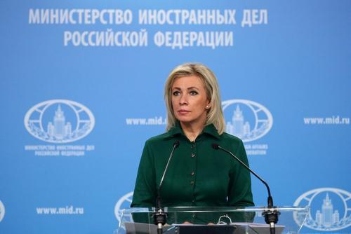 Захарова: ЕС продолжает безудержную экспансию, предоставив Украине и Молдавии статус кандидатов 