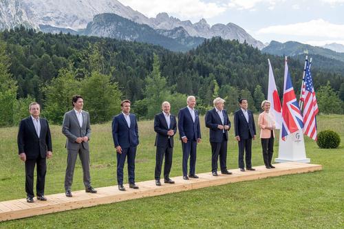 Джонсон: страны G7 осознают, что «вечеринка» для российских энергоресурсов подошла к концу