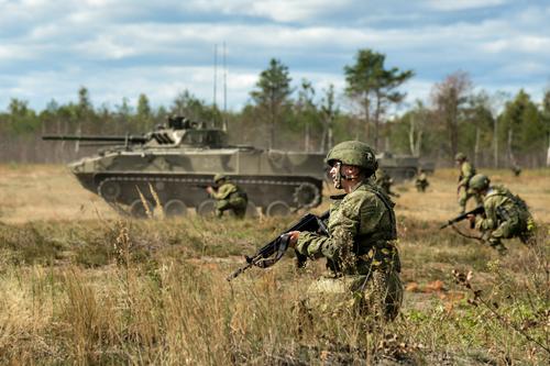 Минобороны России: союзные войска РФ и ЛНР вышли непосредственно к Лисичанску