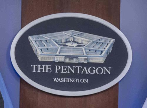 Пентагон переадресовал Госдепу вопрос, считают ли США Россию врагом