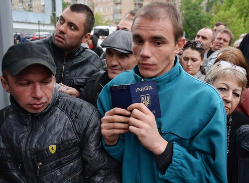 Совет по правам человека предлагает упростить процедуру легализации беженцев из Украины