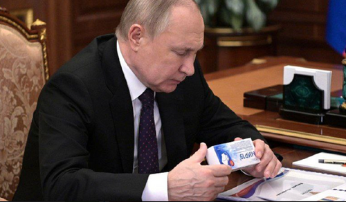 Путин осудил иностранные фармкомпании за нечистоплотное продвижение своей продукции через врачей и клиники РФ