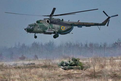 Замглавы ВГА Херсонской области Стремоусов: Украина начала с помощью вертолета поджигать поля с пшеницей на границе с регионом 