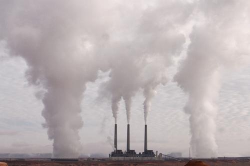 В Свердловске продлили предупреждение об атмосферном загрязнении