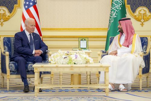 В результате визита Байдена в Саудовскую Аравию Вашингтон и Эр-Рияд подписали 18 документов о сотрудничестве