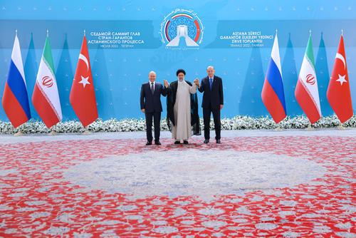 Турецкое издание Haberler назвало историческим заявление по итогам саммита в Тегеране