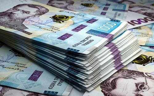 Нацбанк Украины опустил курс гривны на 25%