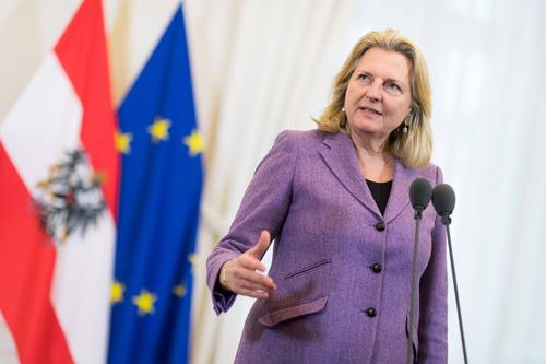 Экс-главы МИД Австрии Кнайссль:  Европа нуждается в России больше, чем Россия — в Европе