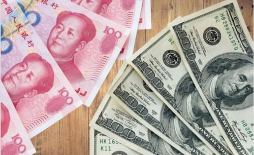 Экономист Хандруев: Сразу же невозможно будет заместить доллары и евро юанем