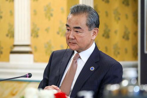 Глава МИД Китая Ван И: «петля на шее независимости Тайваня» будет затягиваться все туже и туже
