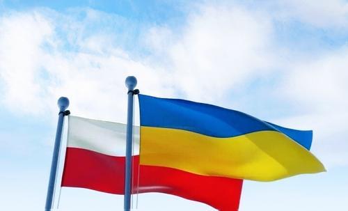 Политолог Рубаев: «Мы в режиме реального времени наблюдаем раздел Украины»